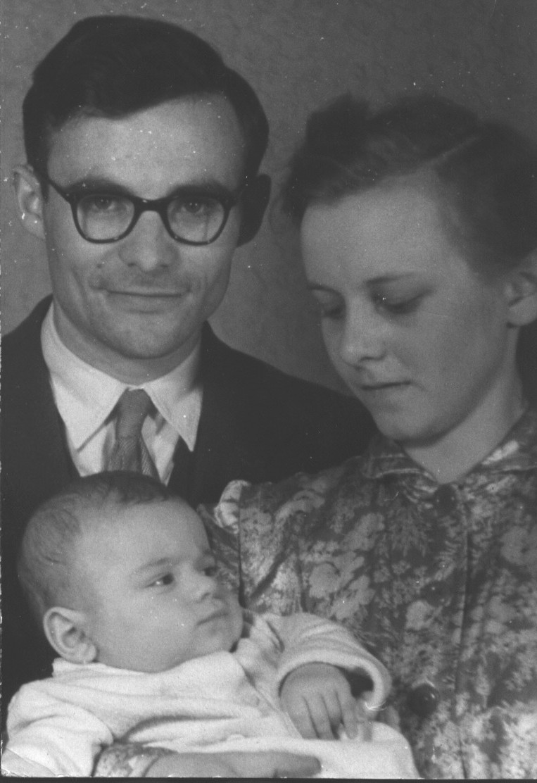 anyu, apu, Laci, 1955