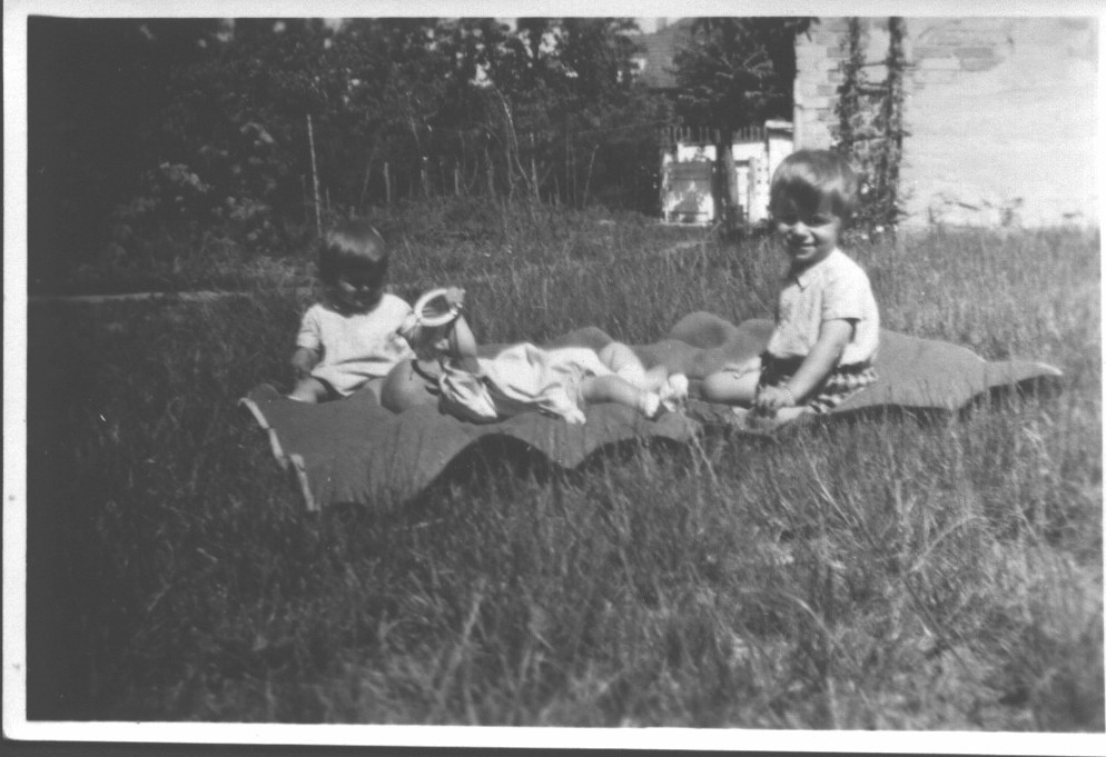 Mari, Laci, Pista 1957. jnius