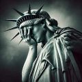 Trump és a Szabadság szobor.jpg